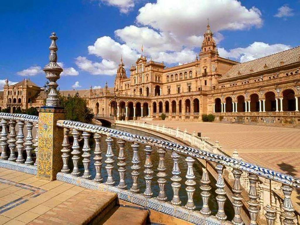Like Home Sevilla - Museo Ngoại thất bức ảnh